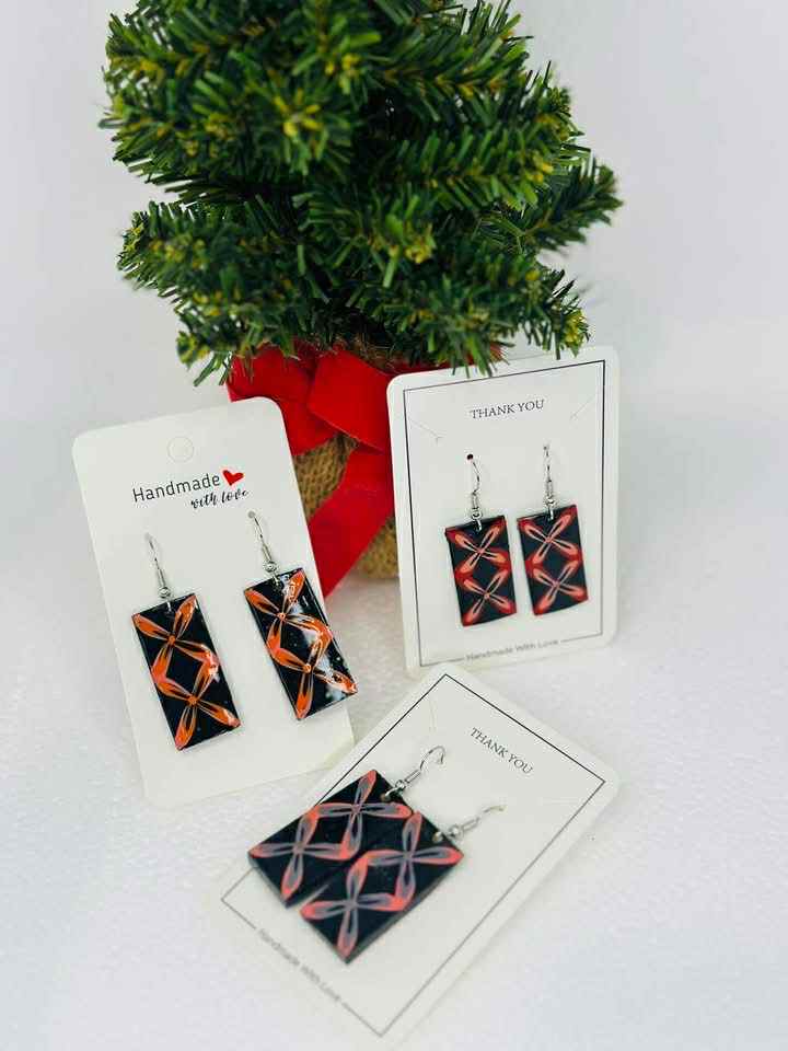 Island Design Drop Earrings